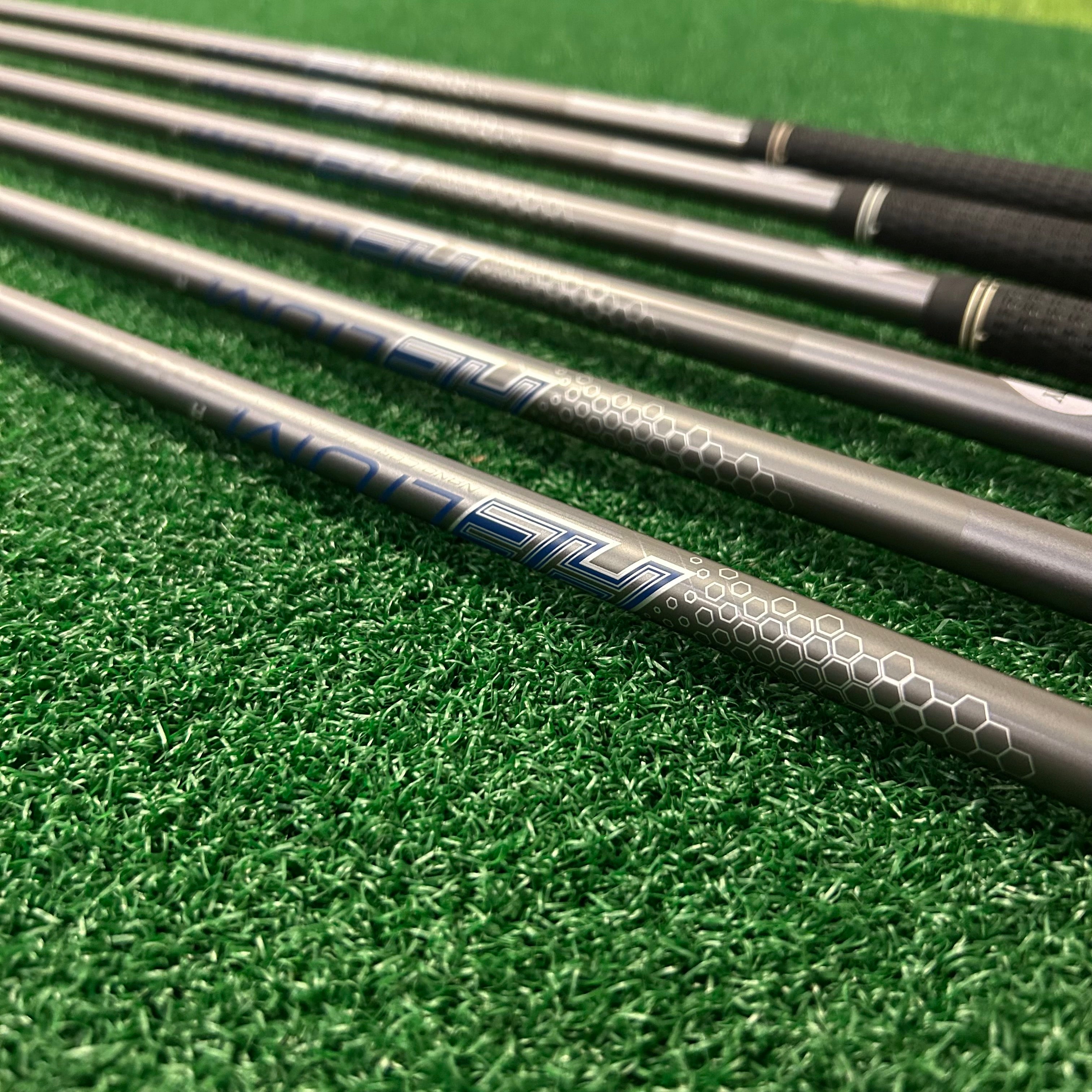 Wilson D7 5-Pw Set di Ferri Grafite - Usato