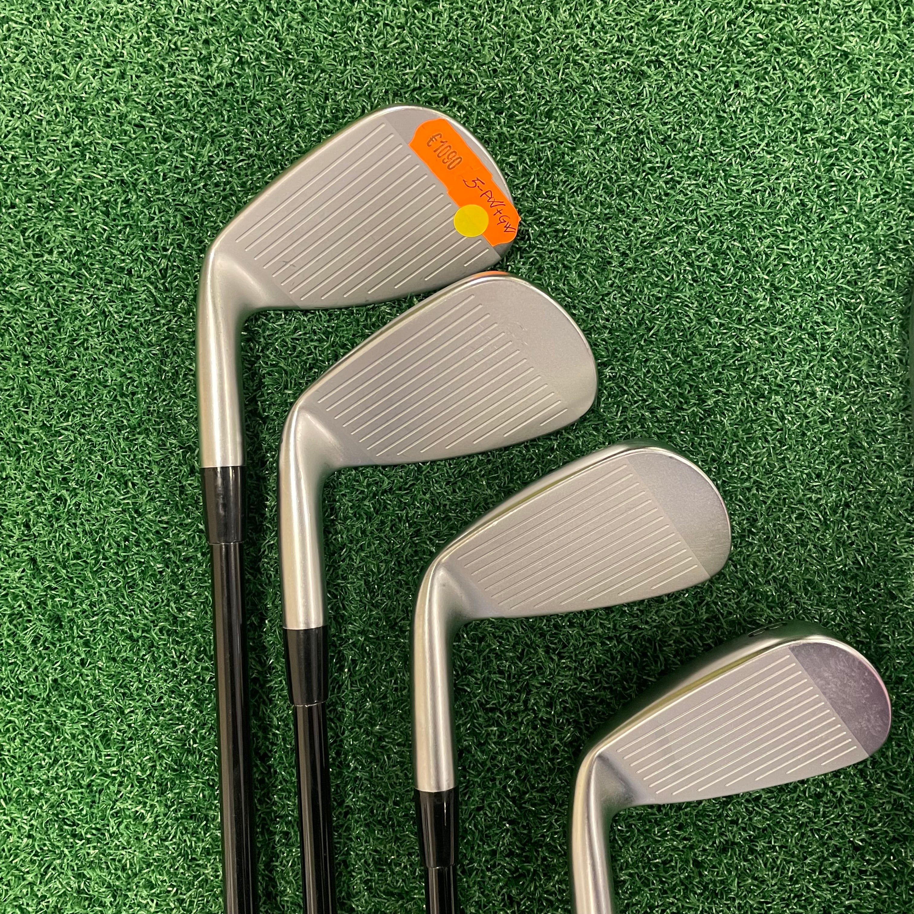 Mizuno JPX Hot Metal 5-Pw+Gw Set di Ferri - Usato
