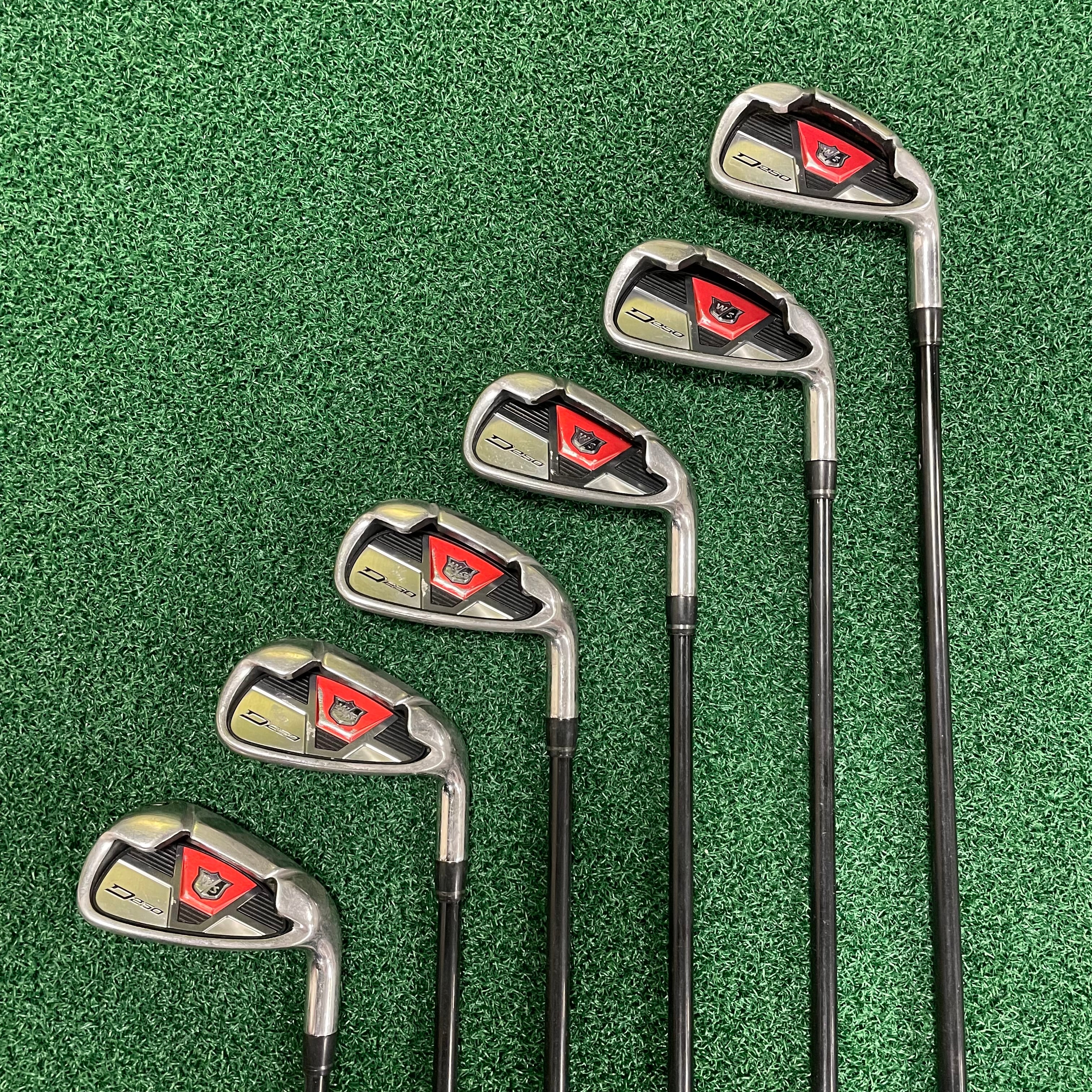 Wilson D250 5-Pw Set di Ferri - Usato