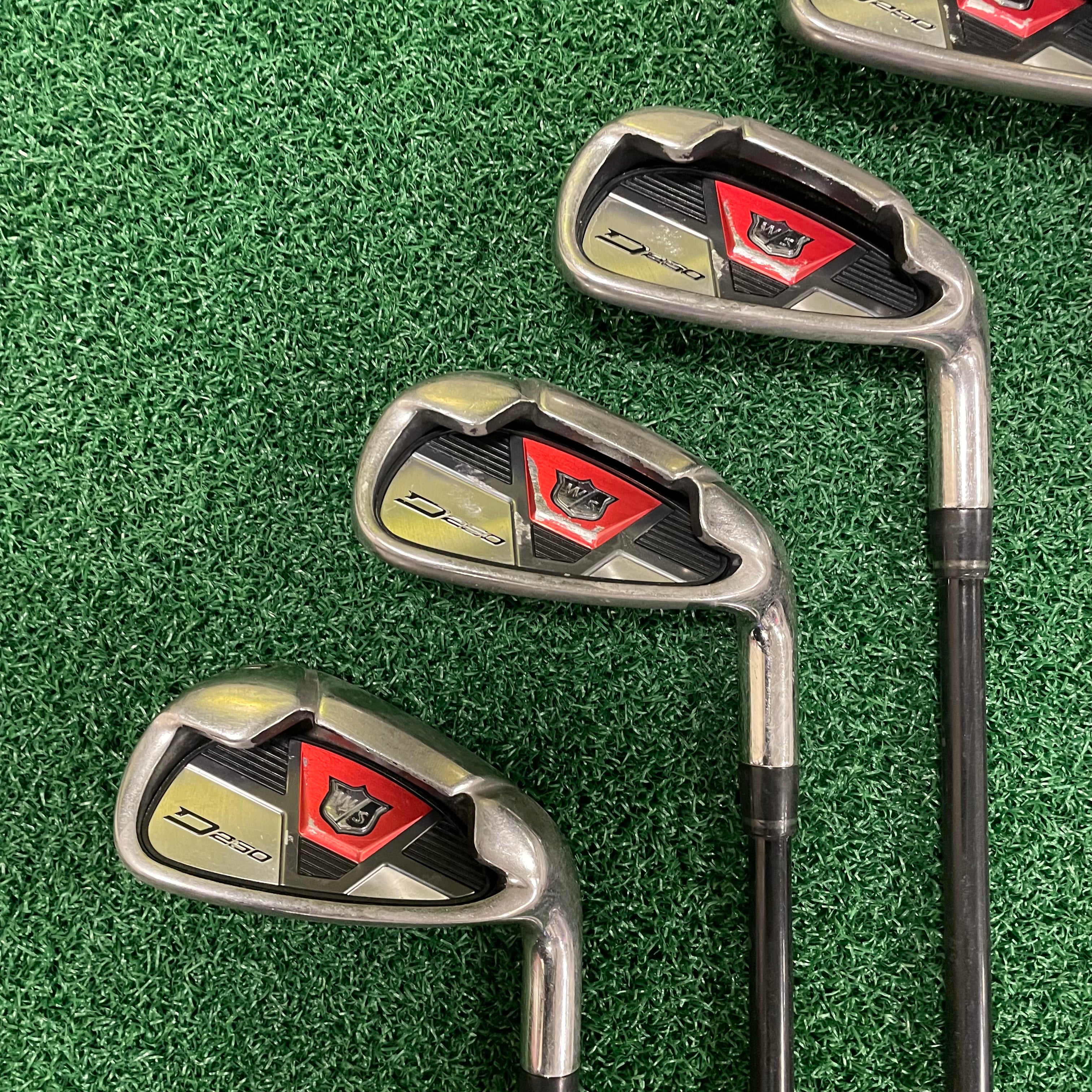 Wilson D250 5-Pw Set di Ferri - Usato