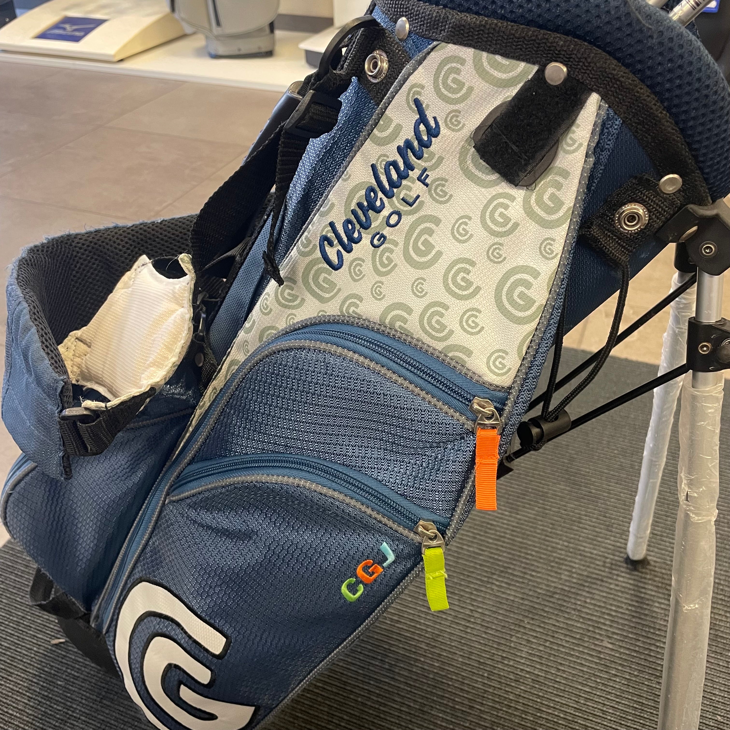 Us Kids 54"+ Cleveland Complete Set of 6 Sticks - Used