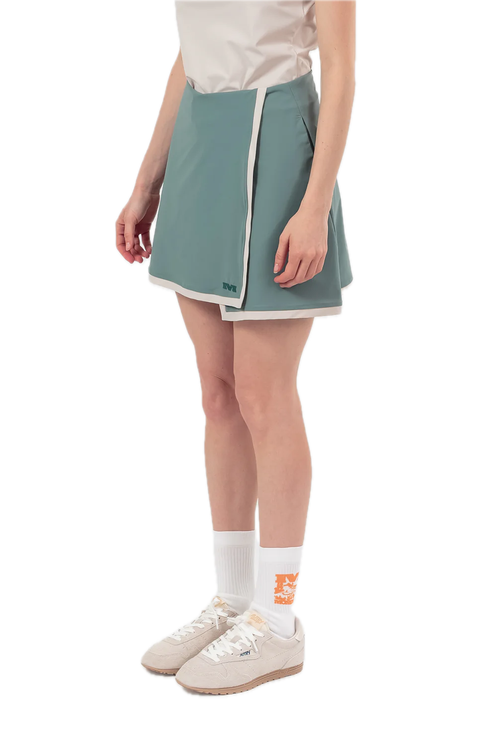 Momento No Roots Gonna