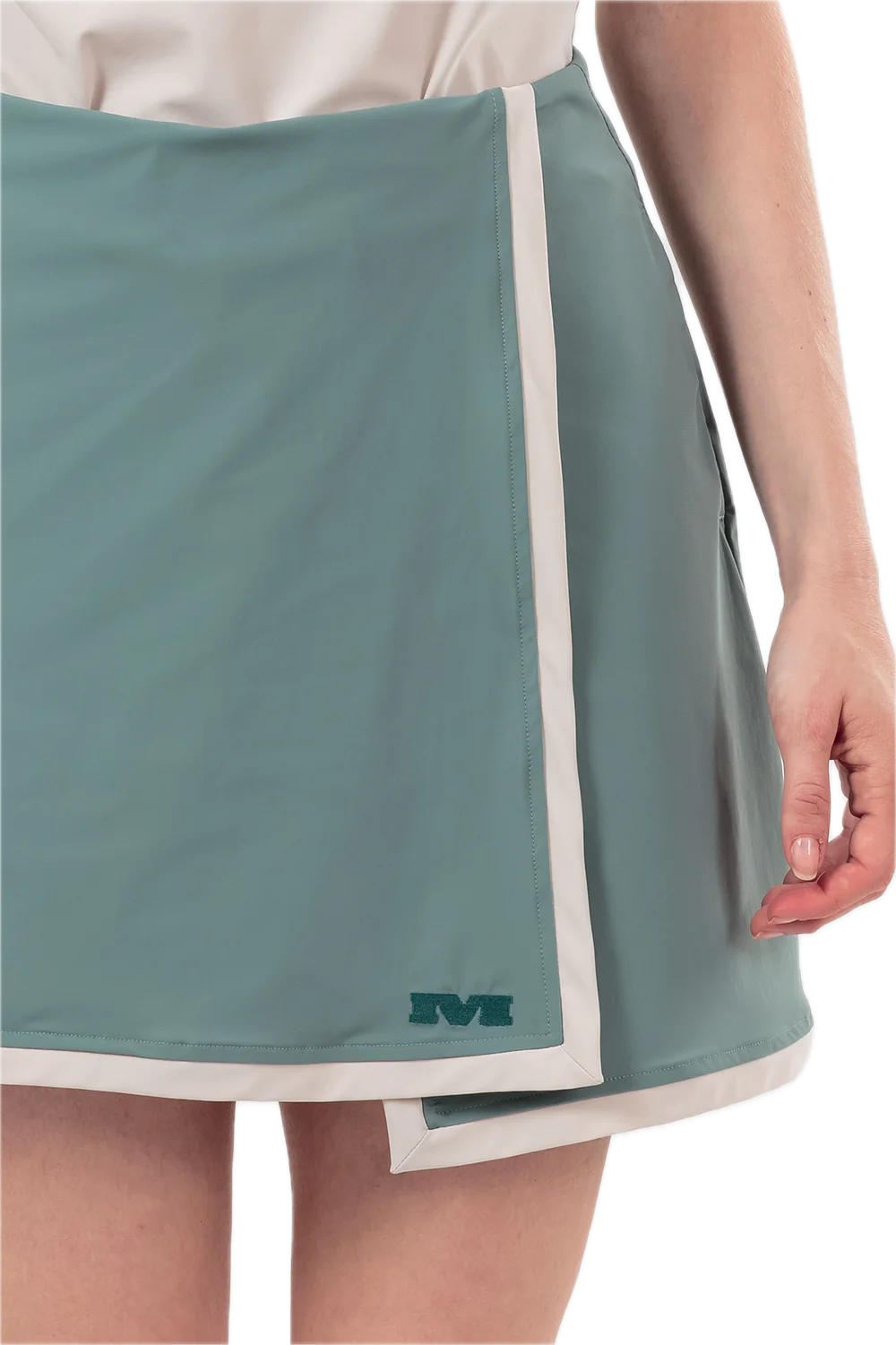 Momento No Roots Gonna