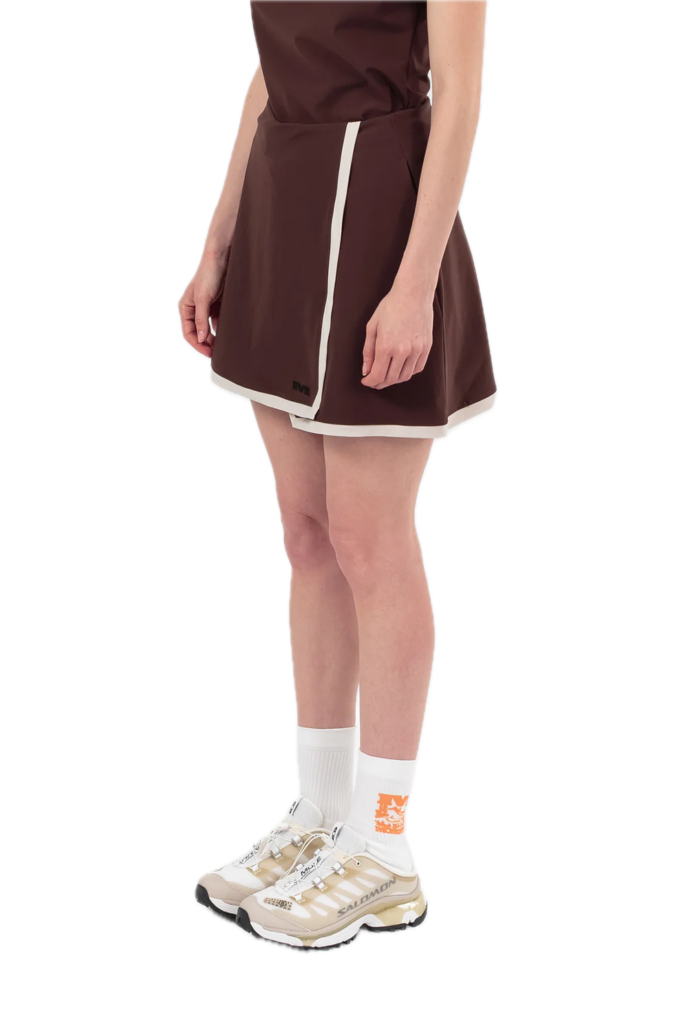 Momento No Roots Gonna