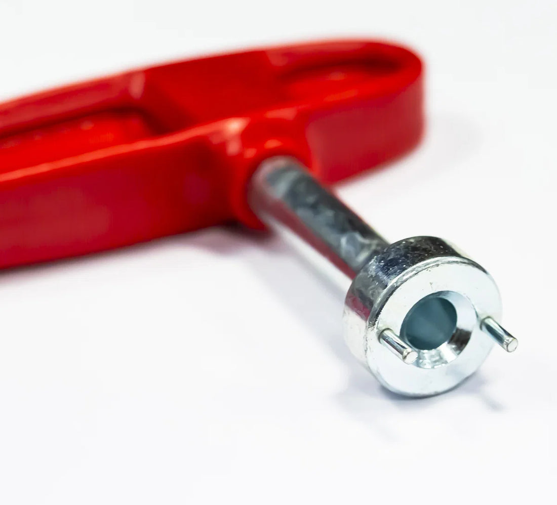 Golf Shoe Cleat Removal Tool